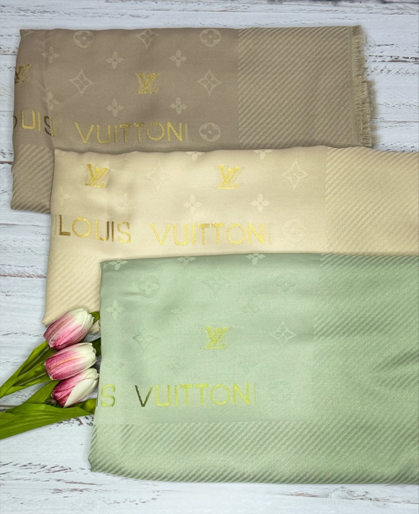 روسری مارک طلاکوب طرح لویی ویتون (ال وی)